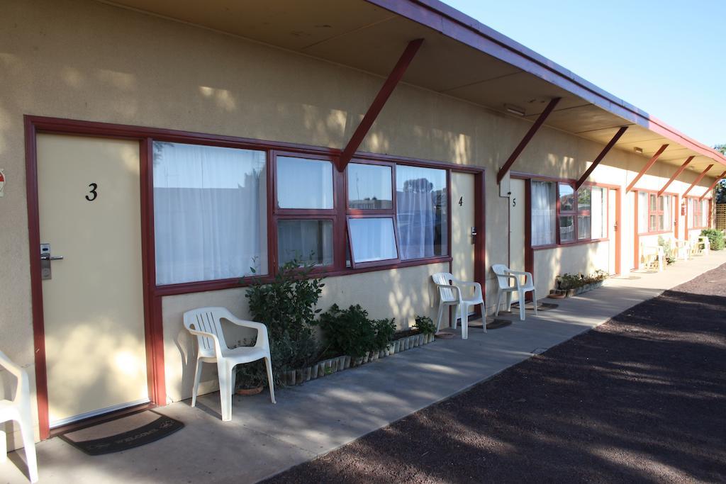 Nhill Oasis Motel ภายนอก รูปภาพ